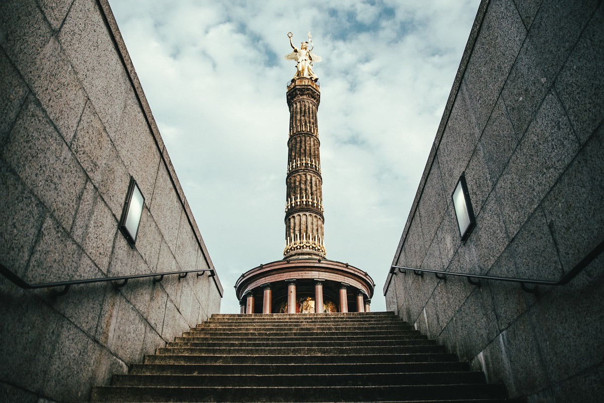 Colonne de la Victoire depuis l'accès souterrain, Berlin