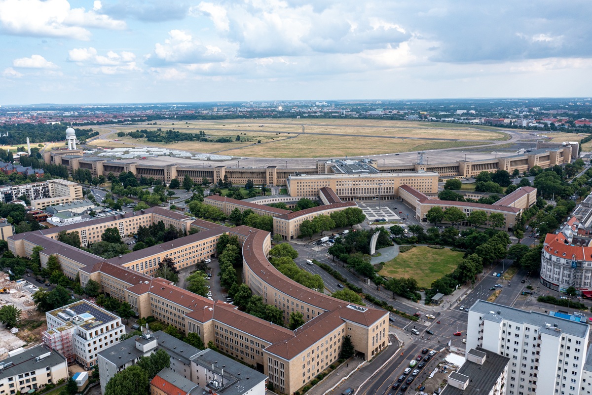 Vue aérienne du Mémorial du Pont aérien, Berlin Tempelhof