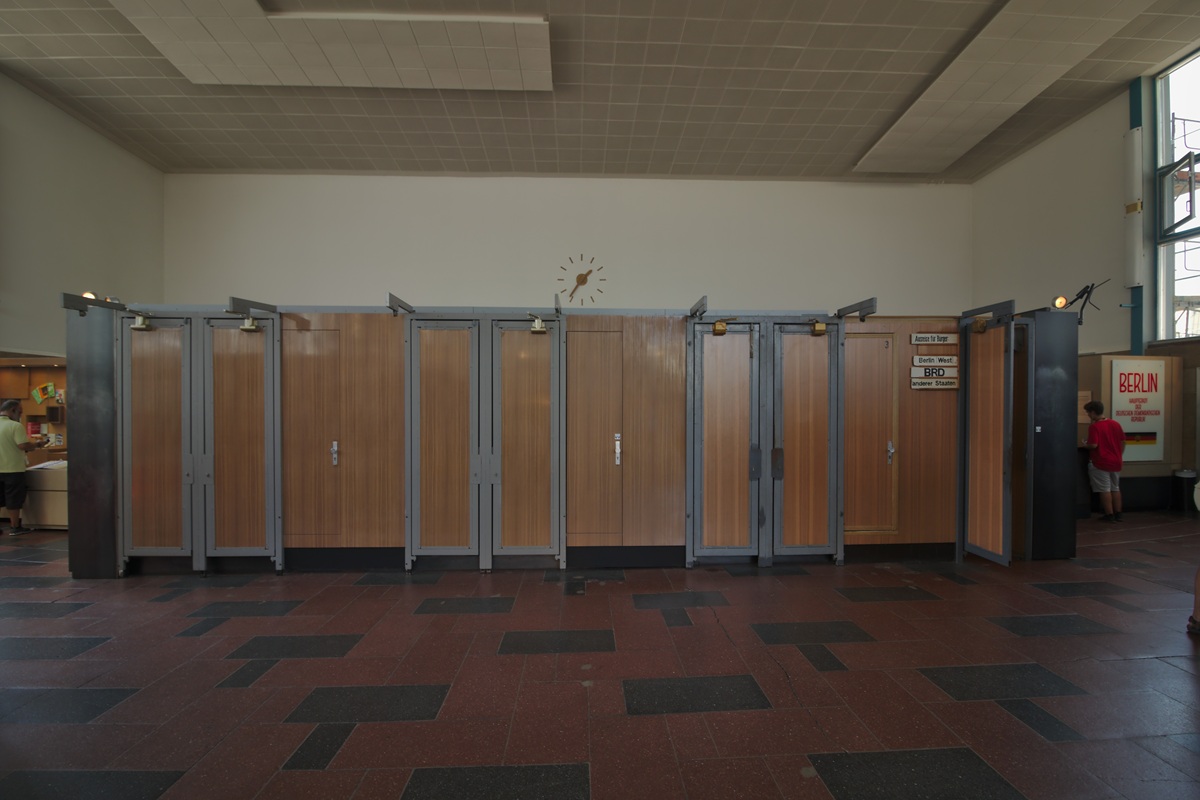 Palais des Larmes, Tränenpalast, Berlin Mitte