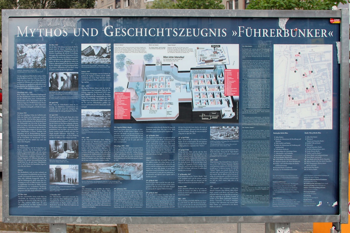 Panneaux explicatifs, Bunker d’Adolf Hitler, Berlin Mitte