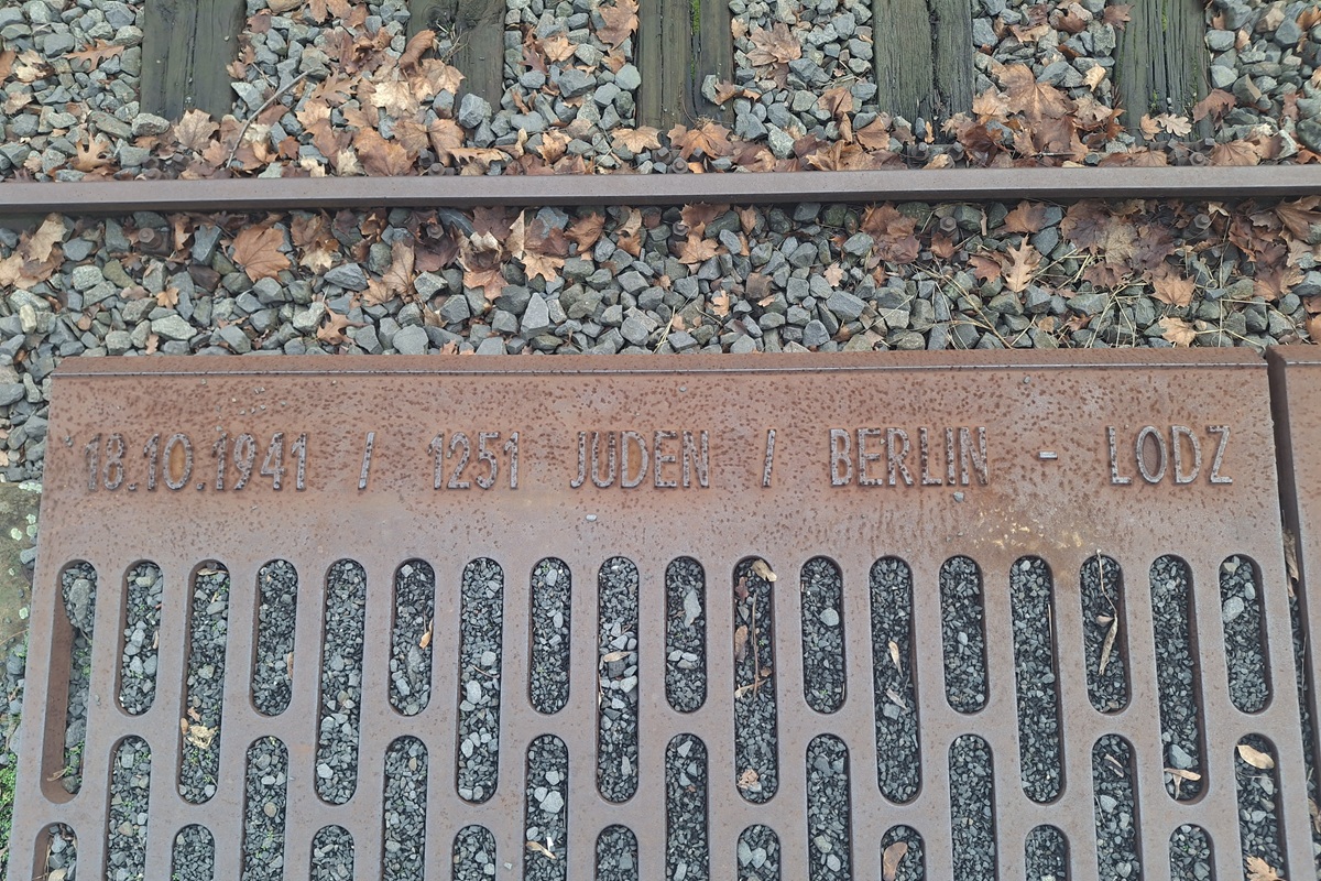 Plaque de convoi, Mémorial de la Déportation Gleis 17, Berlin Grunewald