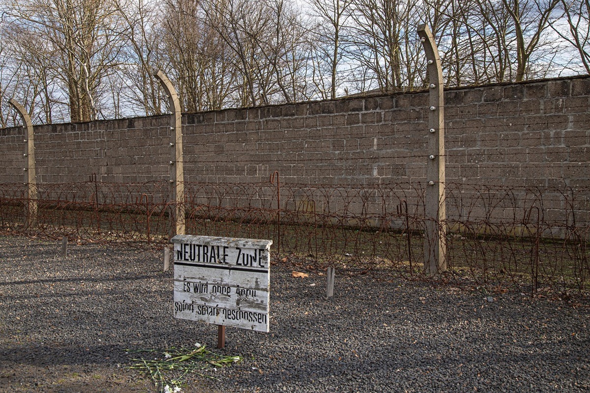 Zone Neutre, Mémorial de Sachsenhausen, Oranienbourg