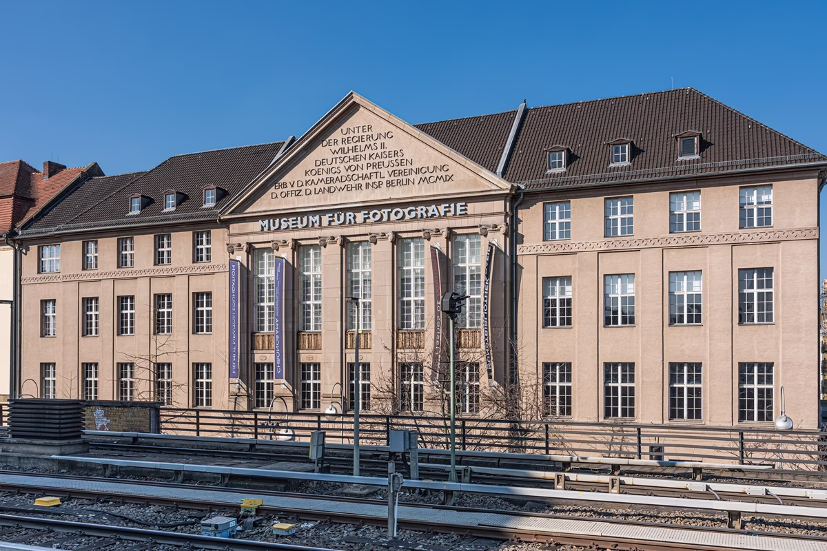 Museum für Fotografie à Berlin : les regards détournés